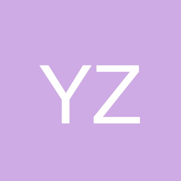 Profile Picture of Yi Zhang (@gnahziy) on Poshmark