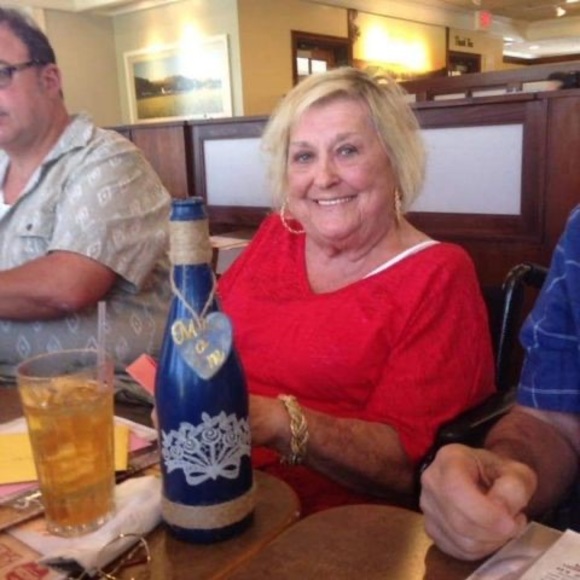 Profile Picture of John Timpanelli (@jtimpanelli1) on Poshmark