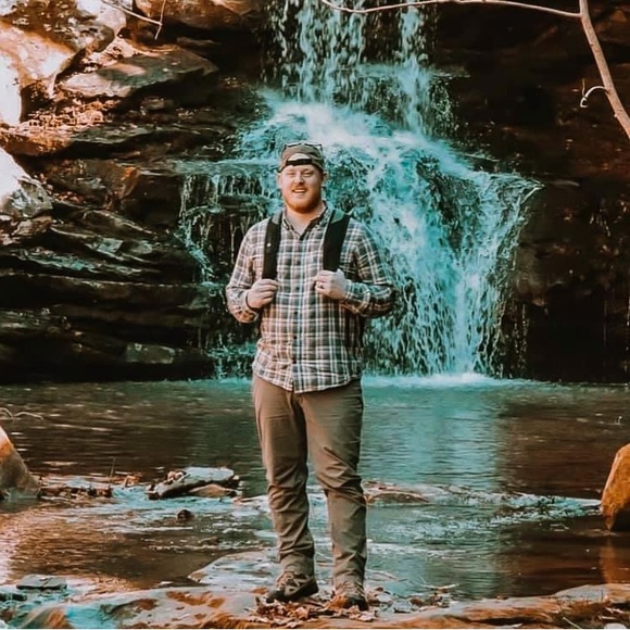 Profile Picture of Bray Brooks (@bray_brooks) on Poshmark