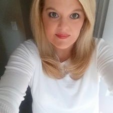 Profile Picture of Laurie Brooks (@aubiegirl0527) on Twitter