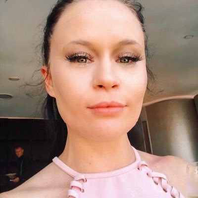 Profile Picture of Heidi Burnside (@heidi_burnside) on Twitter