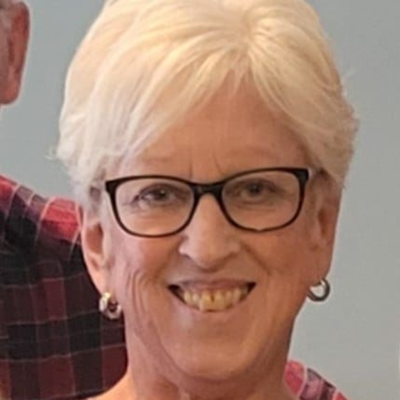 Profile Picture of Nancy Cook (@nancycook732) on Poshmark