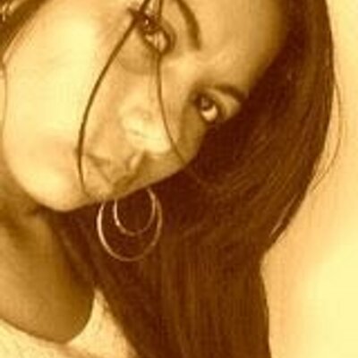 Profile Picture of Luiza Barros (@luizabarros17) on Twitter