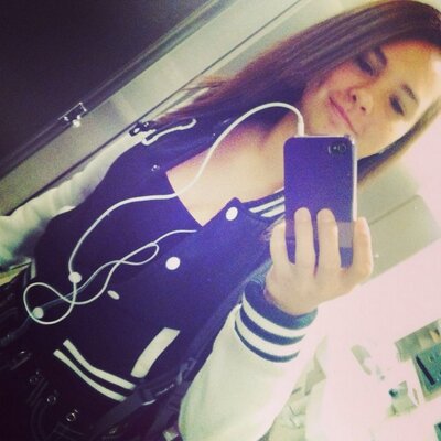 Profile Picture of Nichole Stevenson (@Nicholes04) on Twitter