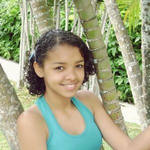 Profile Picture of Cecília Souza (@ceciliacgs) on Myspace