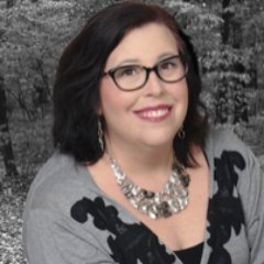 Profile Picture of Rachel C. Johnsen (@RachelCJohnsen) on Twitter