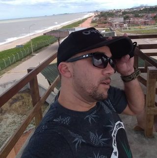 Profile Picture of Max Alves (@max.alves.3386) on Facebook
