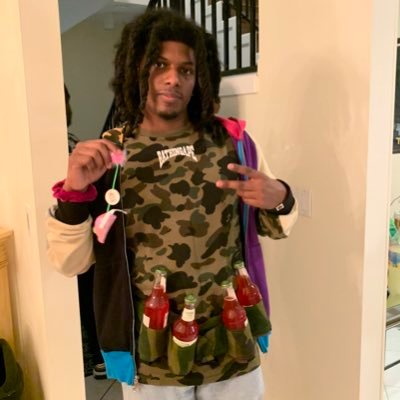 Profile Picture of Isaac Christmas (@IsaacChristmas) on Twitter