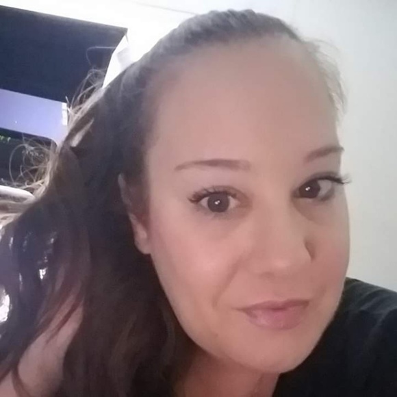 Profile Picture of Christen Eutsler (@vaseller8900) on Poshmark