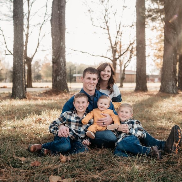 Profile Picture of Cassaundra Davidson (@cassaundra14) on Poshmark