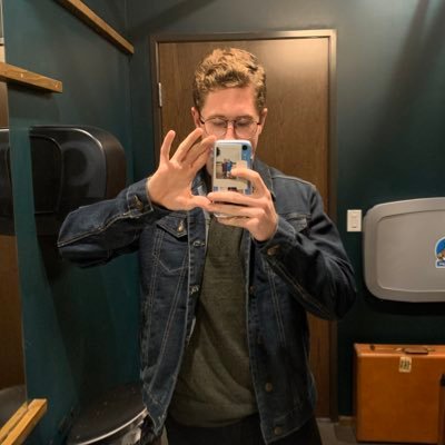 Profile Picture of Calvin (@_jelmore_) on Twitter