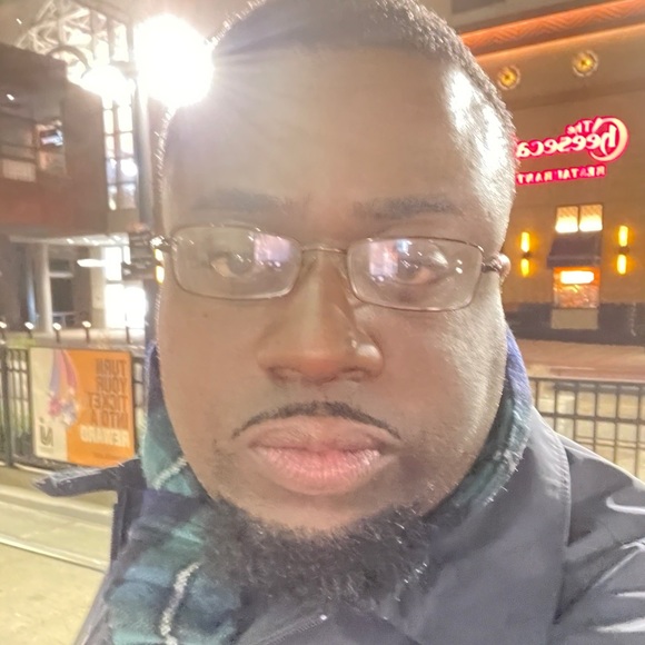 Profile Picture of Glen Richards, ii (@aaec1570) on Poshmark