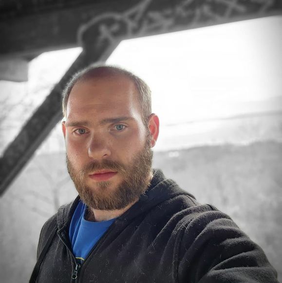 Tyler Lamarche - Poshmark Profile Picture of Tyler Lamarche (@bingokilling) on Poshmark