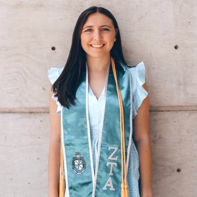 Profile Picture of Mackenzie Kate (@kenzie8998) on Twitter