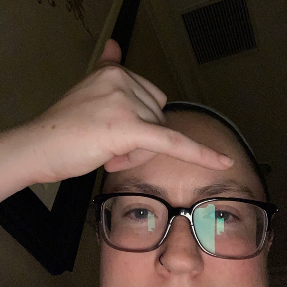 Profile Picture of Emily Seibel (@seibelef) on Poshmark