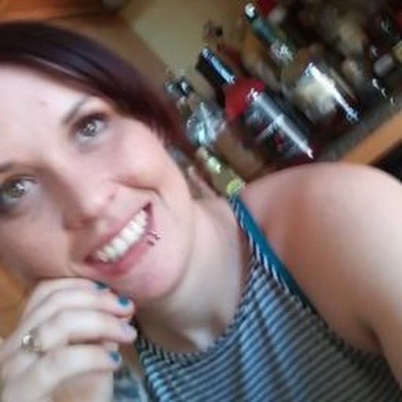 Profile Picture of Jessica Macintire (@jmacintire) on Poshmark