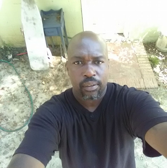 Profile Picture of Robert Wilson (@tamier49) on Poshmark