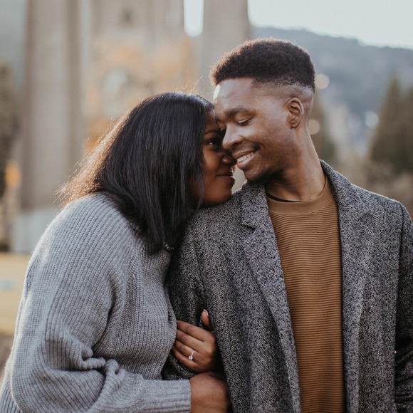 Profile Picture of Maya Lucas (@lovely__louise) on Poshmark