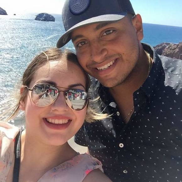 Luigi Perez - Poshmark Profile Picture of Luigi Perez (@luigipmz) on Poshmark