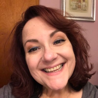 Profile Picture of Donna Young (@donnadyoung) on Twitter