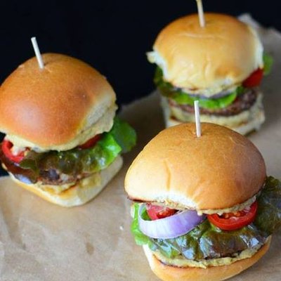 Profile Picture of Chasity Hudnall (@SKEW_IT) on Twitter