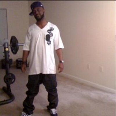Profile Picture of Curtis Grant (@HollyHoodCurt) on Twitter