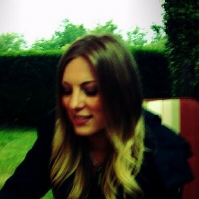 Profile Picture of Sally Williamson (@al1ie) on Twitter