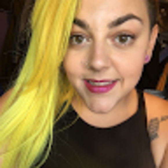 Profile Picture of Casey Sigurdson (@csigurdson) on Poshmark