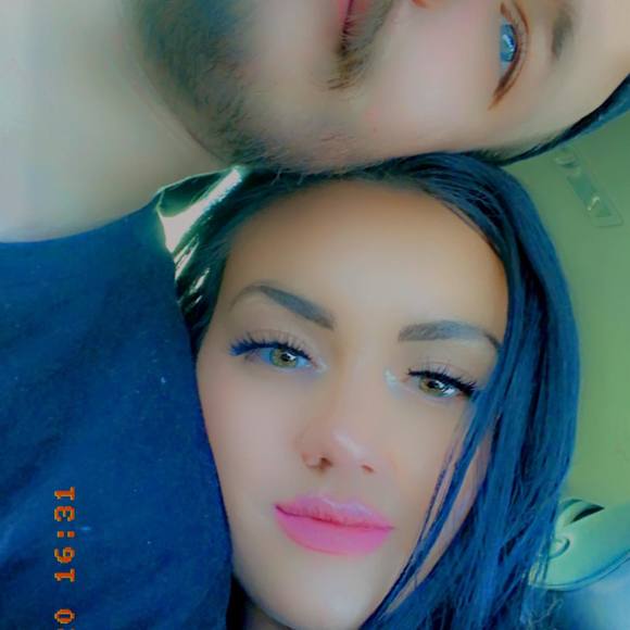 Profile Picture of Taylor Waldie (@taylorwaldie) on Poshmark