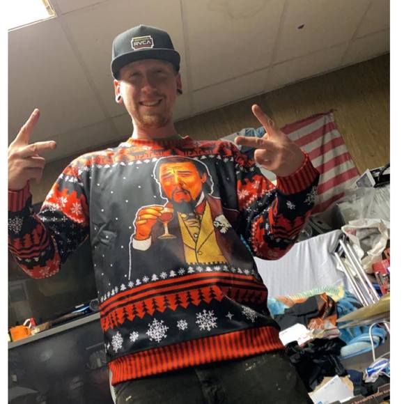 Profile Picture of James Davis (@jedavis295) on Poshmark