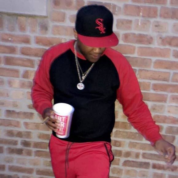 Profile Picture of Mailman bobby Mailman bobby (@radams092) on Poshmark