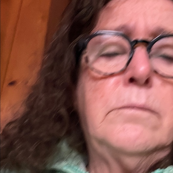 Profile Picture of Patricia Fredricks (@pfredricks) on Poshmark