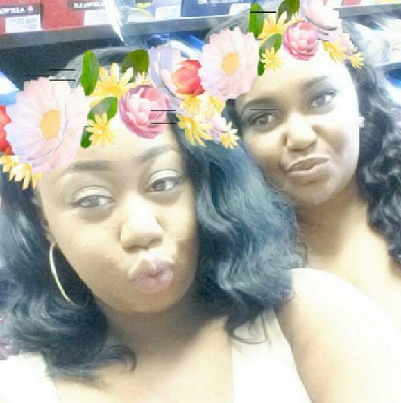 Profile Picture of Alechia Dubose (@alechia21) on Poshmark