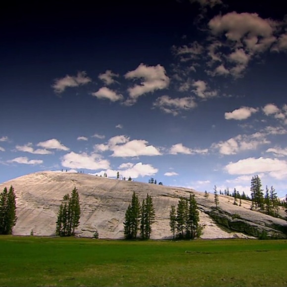 Profile Picture of Lorna Rivera (@lornarivera2) on Poshmark