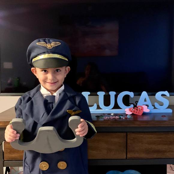 Profile Picture of Robin Urso (@hrobin3144) on Poshmark