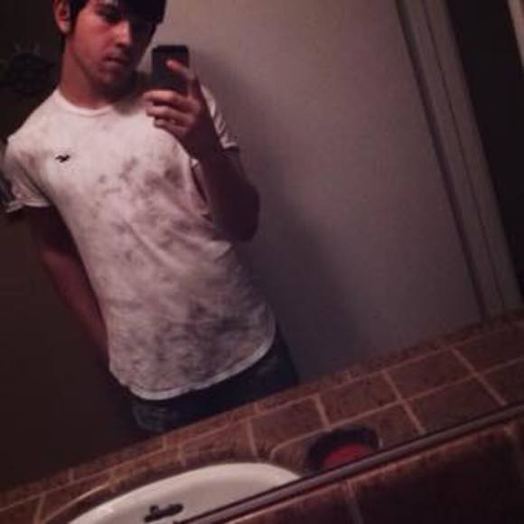 Lucas Newcomb - Poshmark Profile Picture of Lucas Newcomb (@xxxlucas) on Poshmark