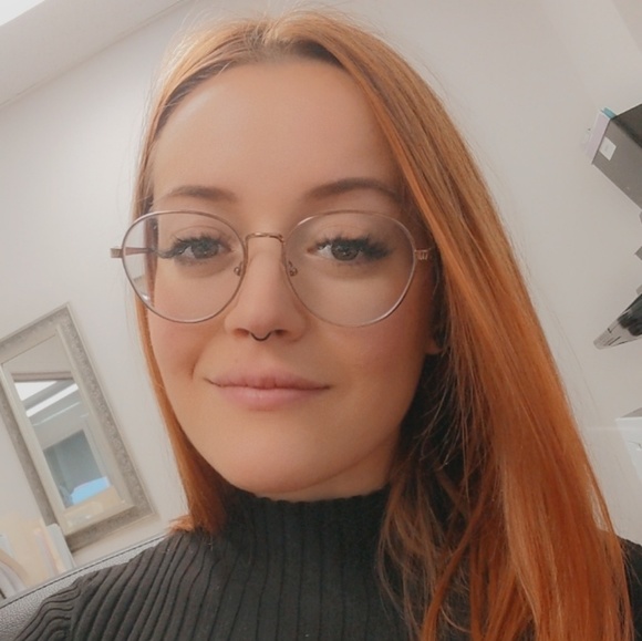 Profile Picture of Audrey Pilon (@apilon492) on Poshmark