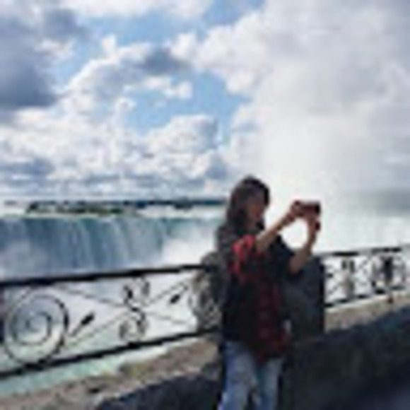 Profile Picture of Boram Kim (@ramipang) on Poshmark