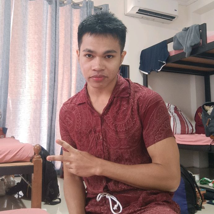 Profile Picture of Glenntoy (@glenndel144) on Tiktok