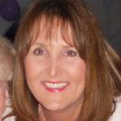 Profile Picture of Debbie Windsor (@debswinds) on Twitter