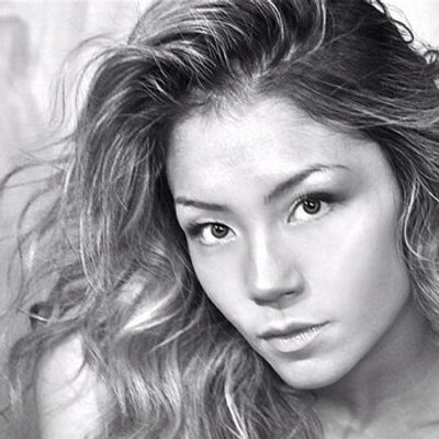 Profile Picture of Naomi Wolfe (@thatblondeasian) on Twitter