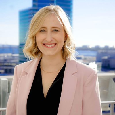 Profile Picture of Diane Peabody Straw (@dianecpeabody) on Twitter
