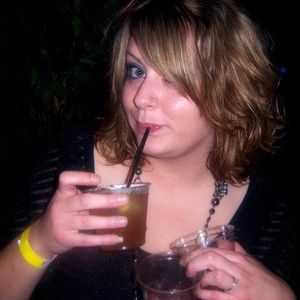 Lynett Evans - Myspace Profile Picture of Lynett Evans (@13luckyangel) on Myspace