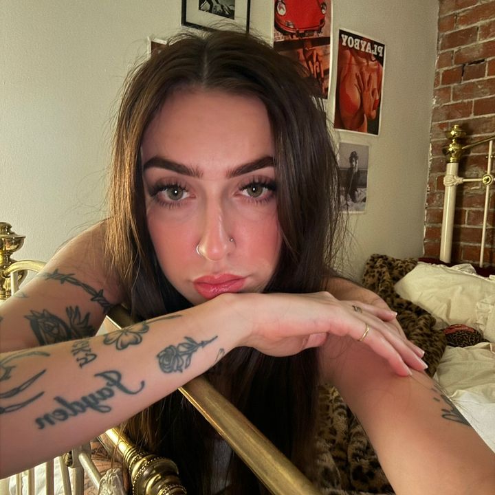 Profile Picture of tiffany rae ☆ (@tiffrrose) on Tiktok