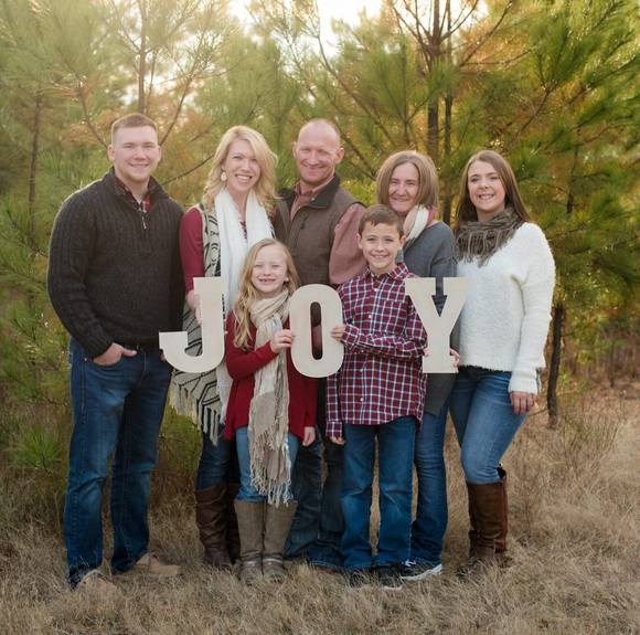 Profile Picture of Pamela Vandre (@pamela_vandre) on Poshmark