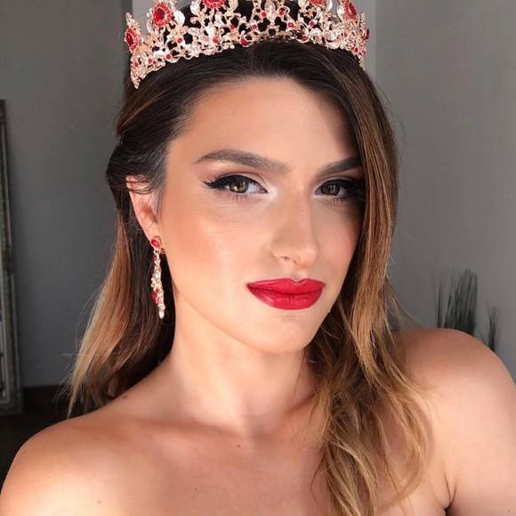 Profile Picture of Sara Tosic (@_sarica_11) on Poshmark