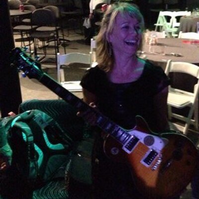 Profile Photo of Linda Fallon (@ljofallon) on Twitter