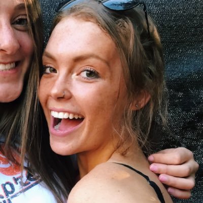 Profile Picture of Gracie ♡ (@gracieroberts23) on Twitter