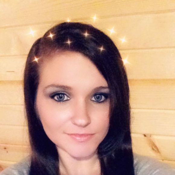 Profile Picture of Kendra Asher (@kash2383) on Poshmark