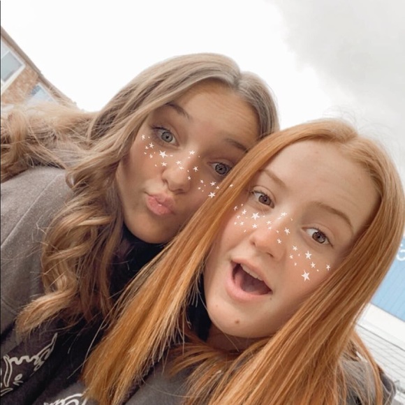 Profile Picture of Bella Brintnall (@bellabean249) on Poshmark